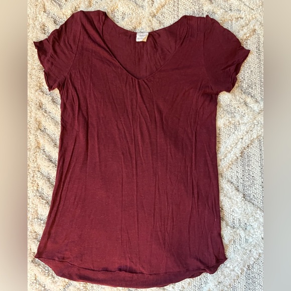 Essentials by Full Tilt Scoop Neck Maroon T - Picture 1 of 3